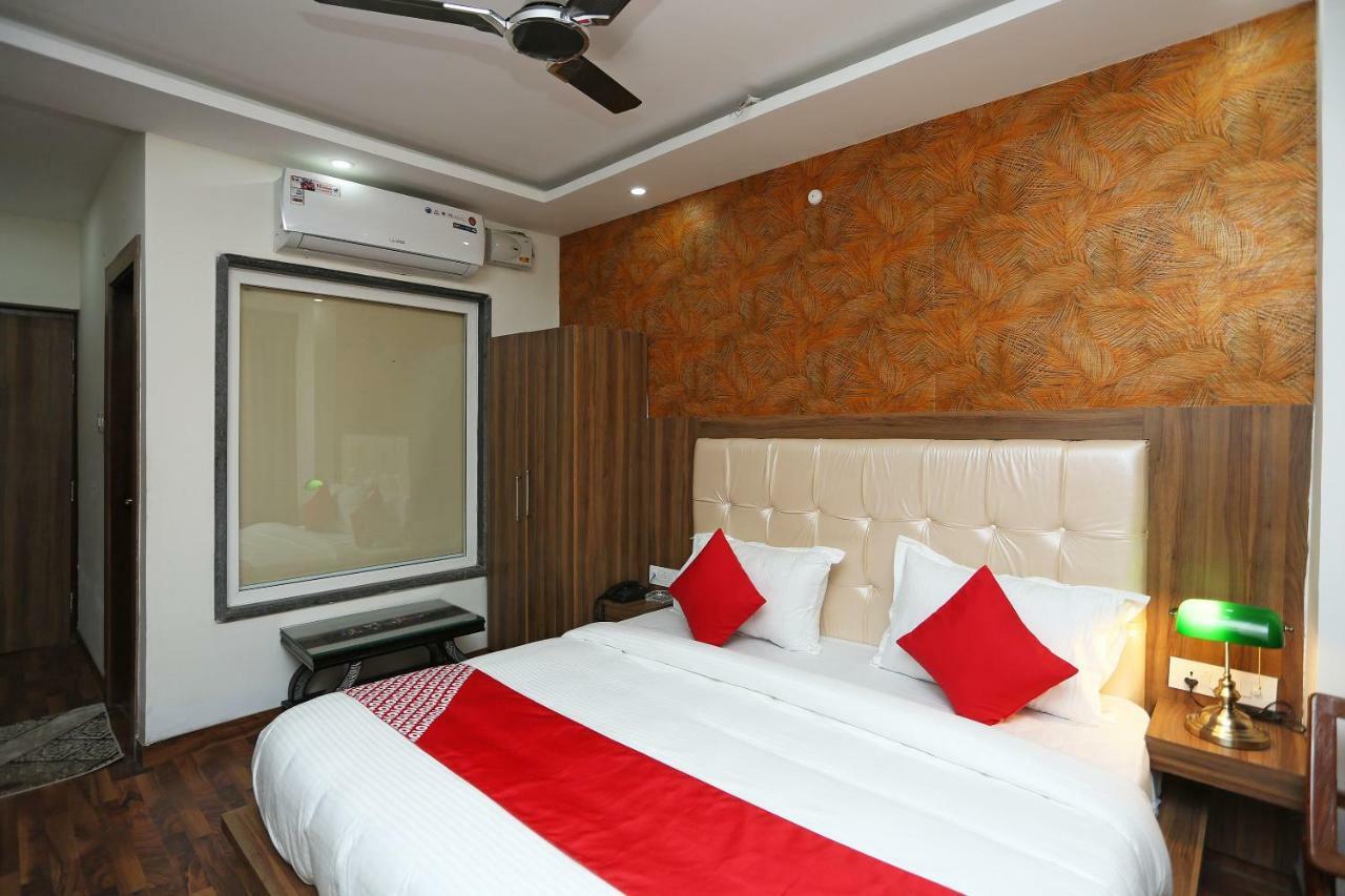 Oyo 35917 Vatika Heights Otel McLeod Ganj Dış mekan fotoğraf