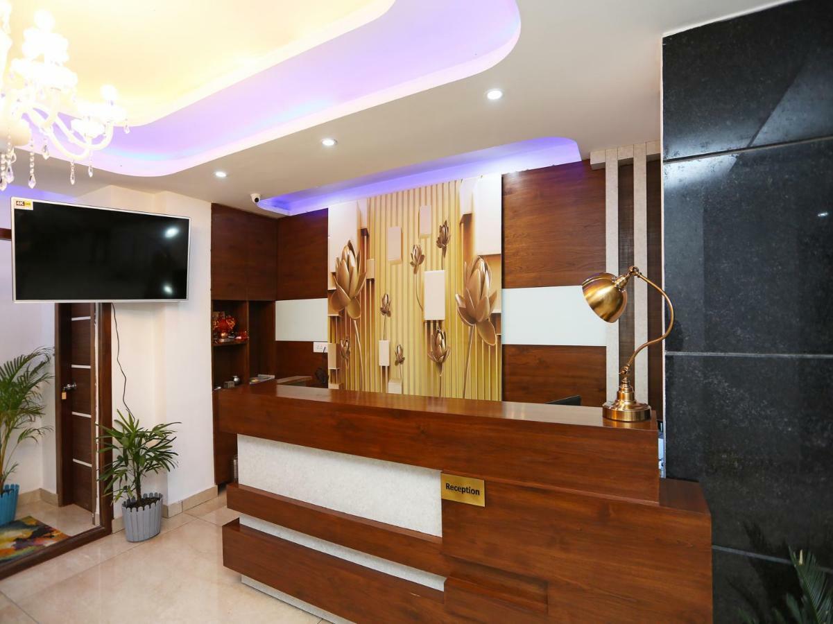 Oyo 35917 Vatika Heights Otel McLeod Ganj Dış mekan fotoğraf